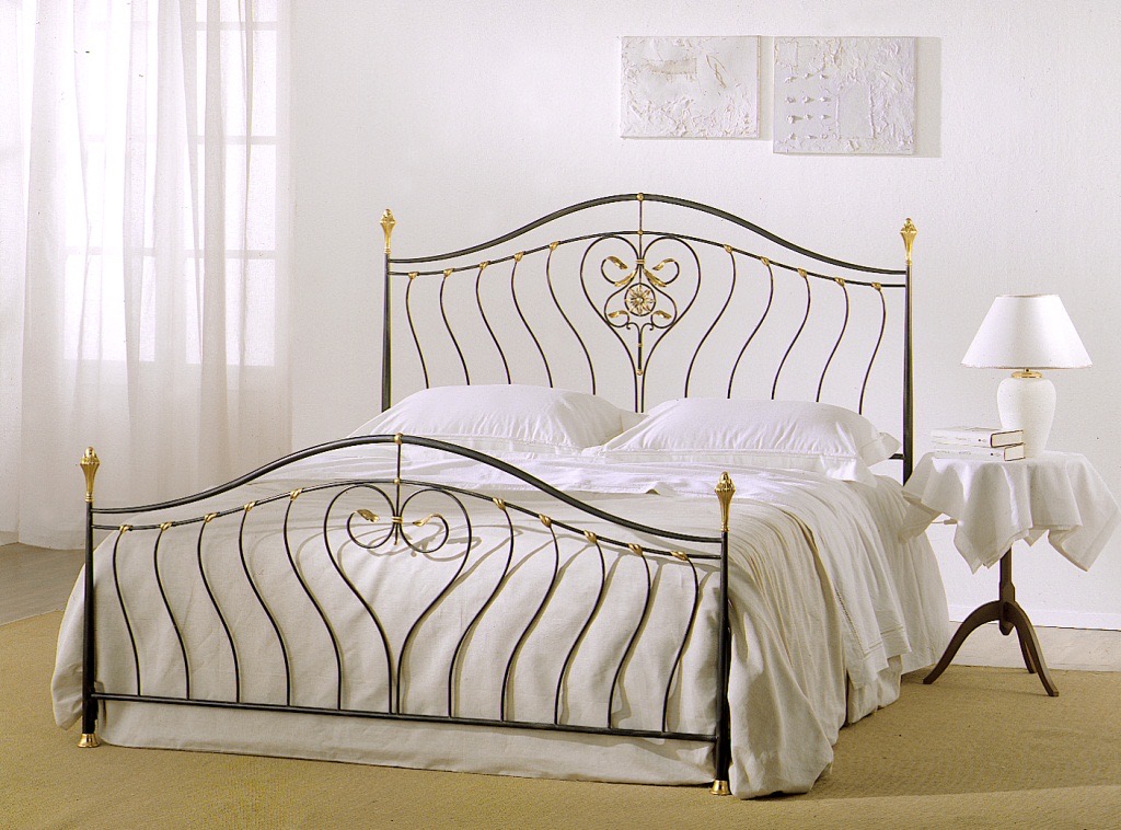 Letto in ferro battuto Art. 302 in promozione